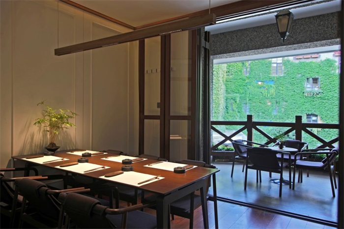 2025年上海必访禅意餐厅指南：体验闹市中的静谧与治愈