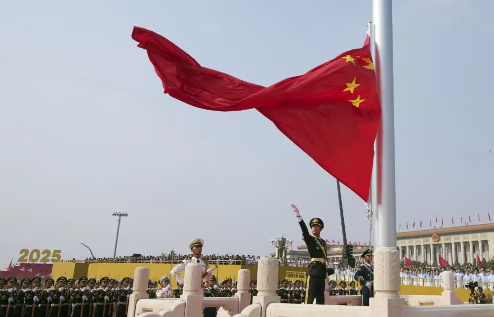 弘扬爱国精神 凝聚中国力量