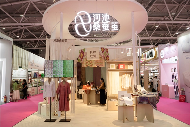 丝源河池·礼遇湾区｜河池桑蚕茧亮相第34届深圳礼品家居展